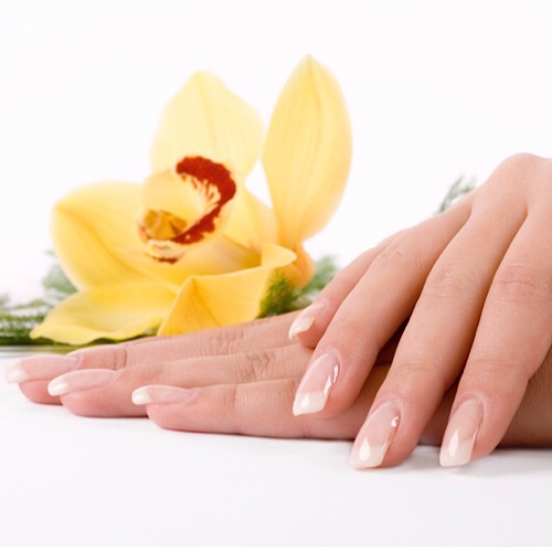 APPLE NAIL AND SPA - manicure